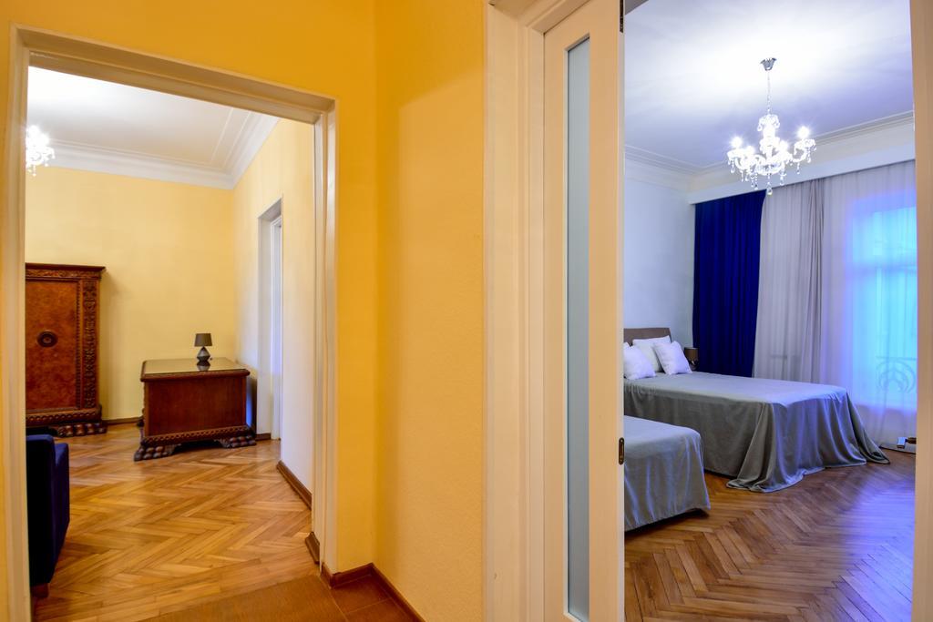 Gio'S Apartment ティビリシ エクステリア 写真