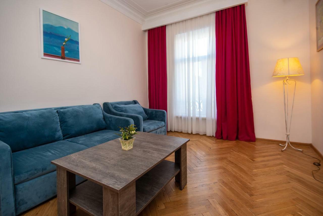 Gio'S Apartment ティビリシ エクステリア 写真