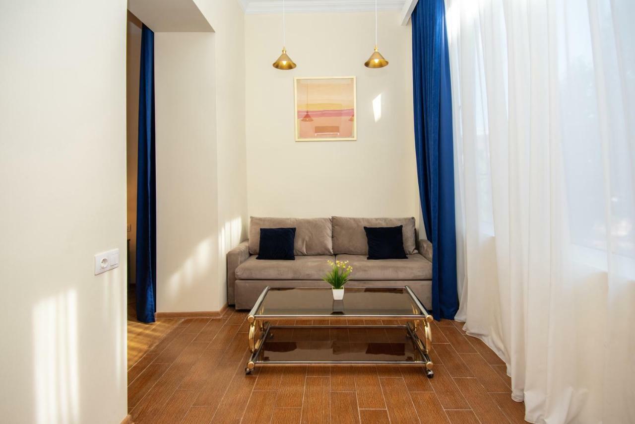 Gio'S Apartment ティビリシ エクステリア 写真